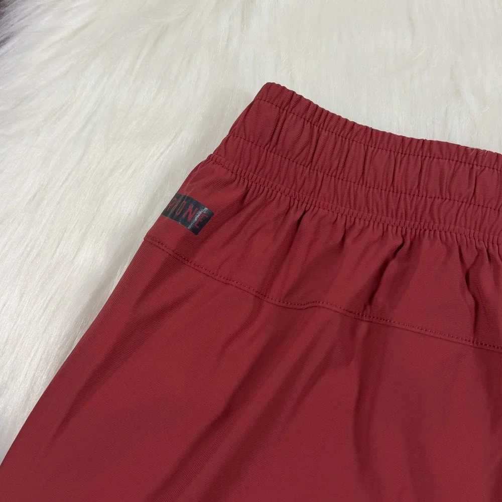 Rhone Men's Size Small Red Brick 7